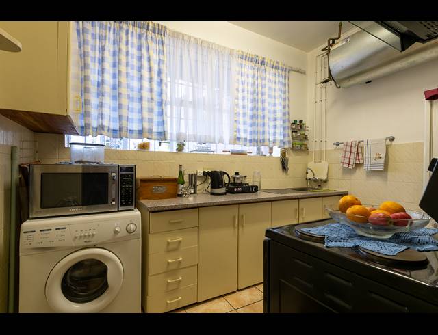 2 BEDROOM APARTMENT FOR SALE IN HIGHLANDS NORTH